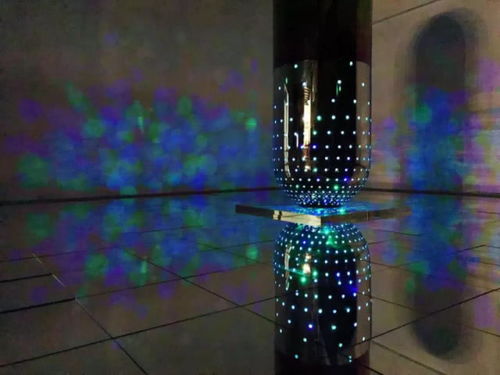 從舊廠房到當代美術館 萬江“趁景”展喚醒龍舟記憶